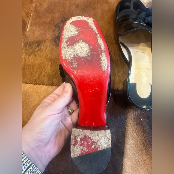 CHRISTIAN LOUBOUTIN BARRY DANDELION PATENT LEATHER Mules - Picture 8 of 9